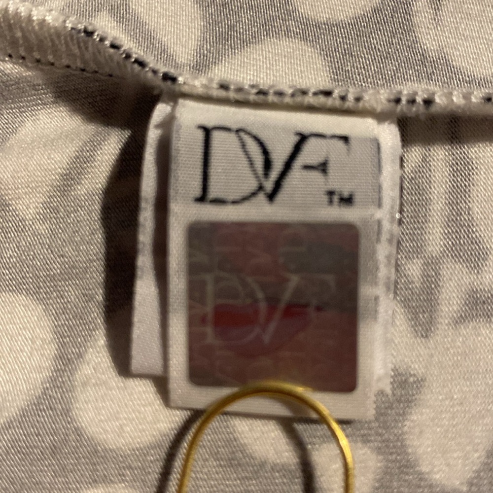 Diane Von Furstenberg Yahzi Wrap Dress - Picture 5 of 6